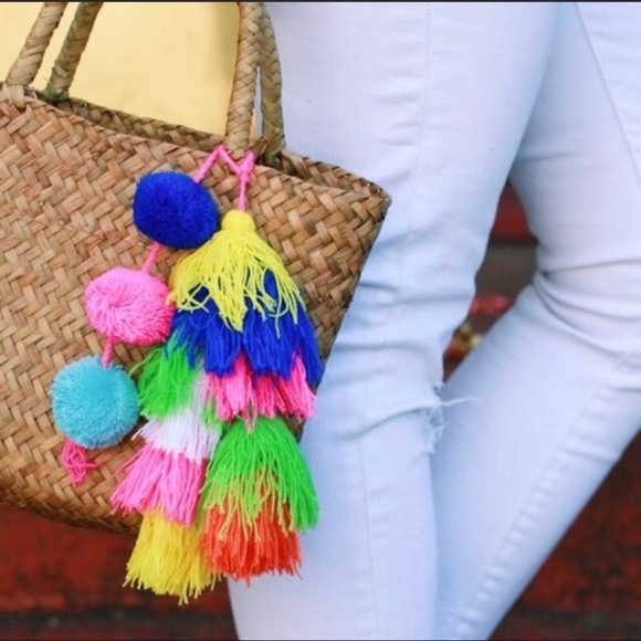 T&J Designs Tan Tote with Colorful Tassels New - Picture 2 of 4